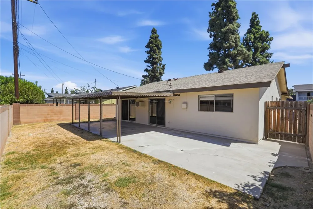 20317 Jersey Lakewood, CA 90715