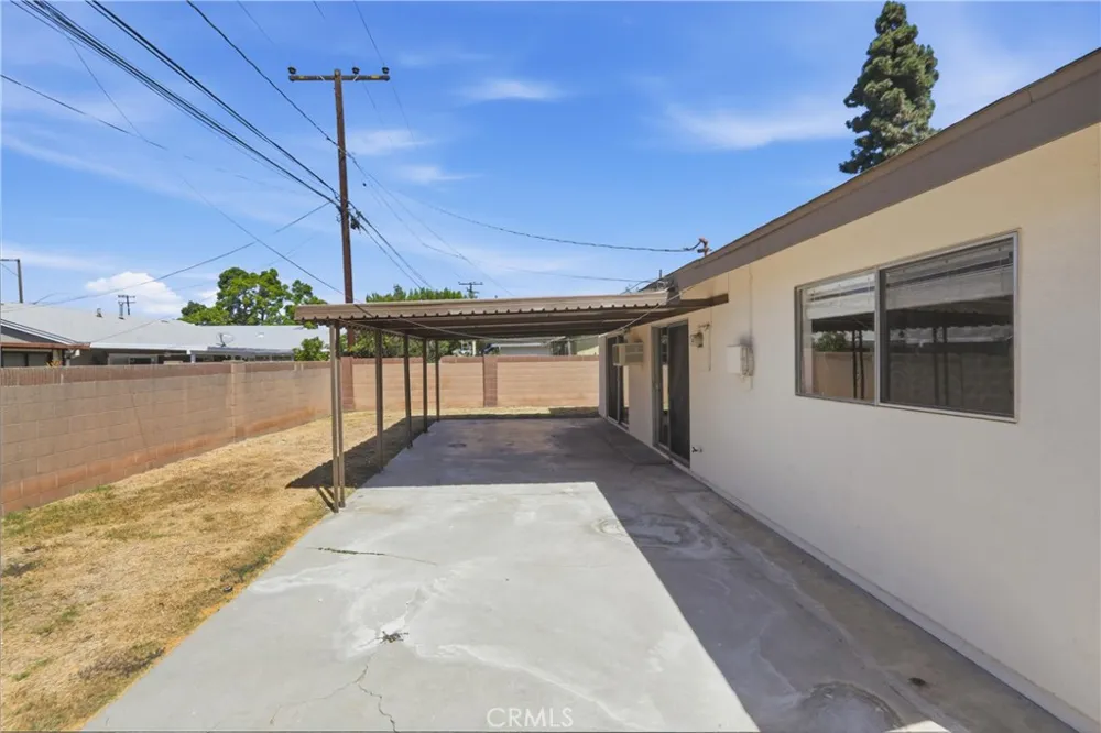 20317 Jersey Lakewood, CA 90715
