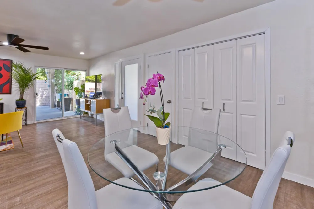 1221 Sunflower Lane Palm Springs, CA 92262