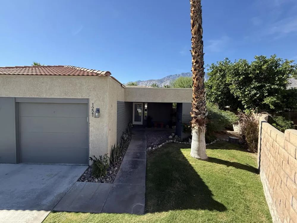 1221 Sunflower Lane Palm Springs, CA 92262