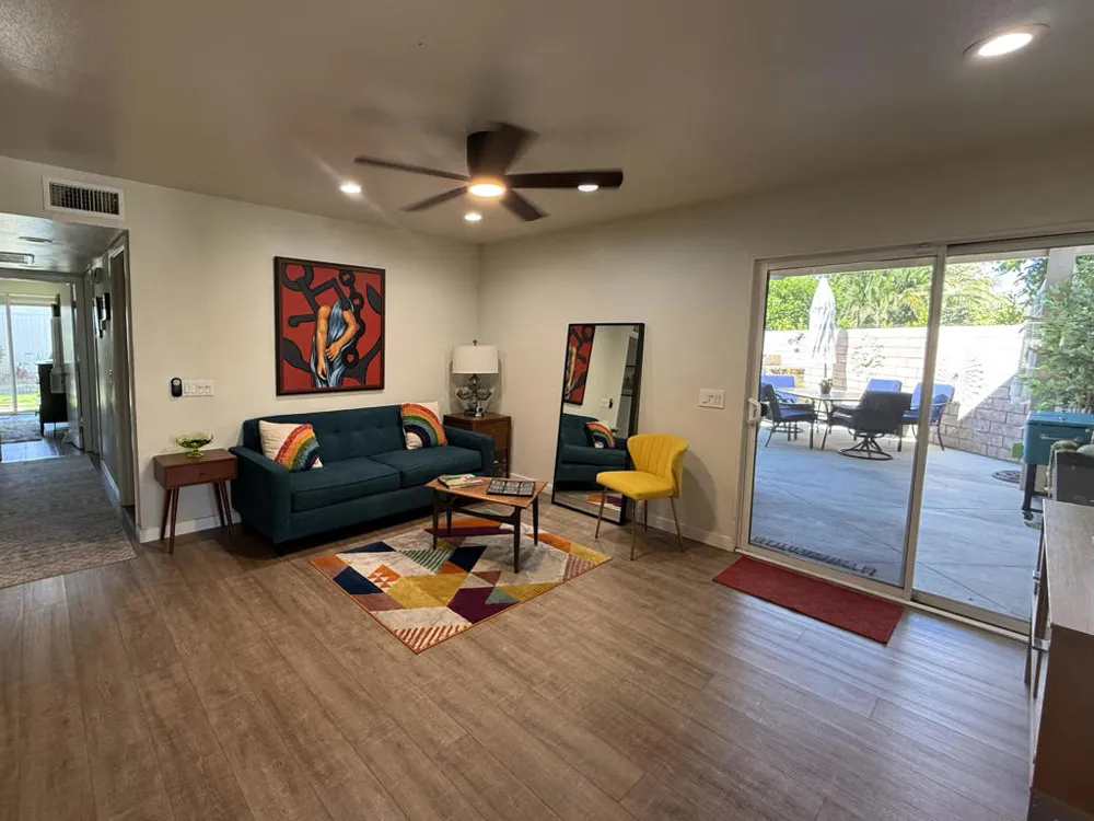 1221 Sunflower Lane Palm Springs, CA 92262