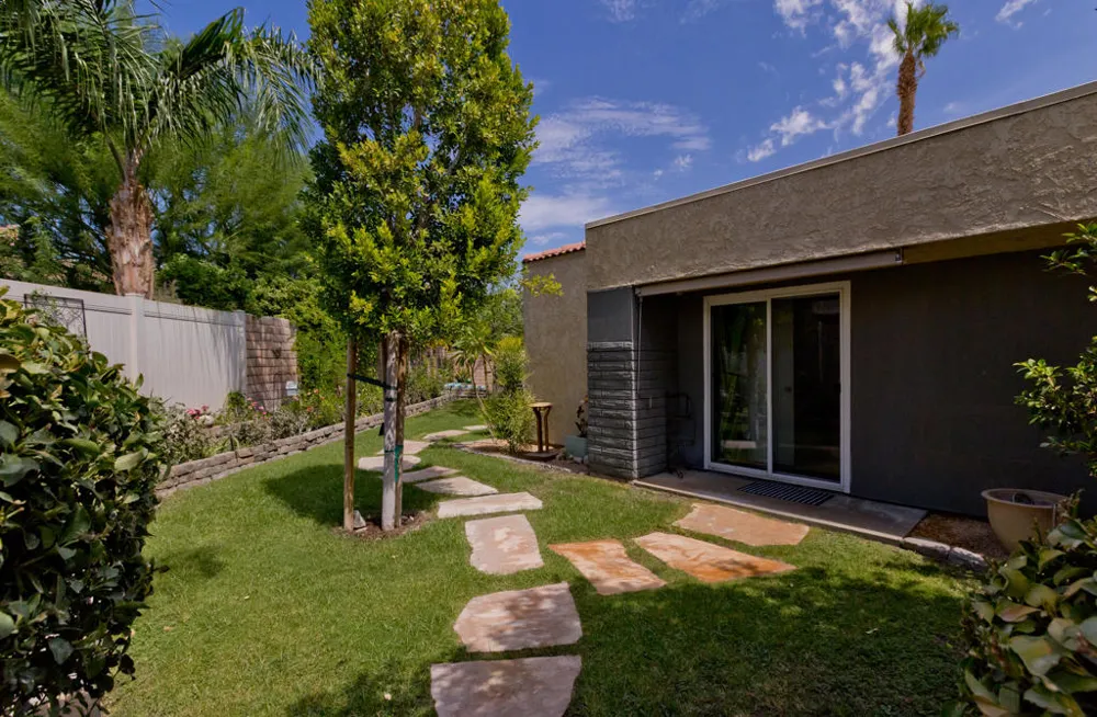 1221 Sunflower Lane Palm Springs, CA 92262