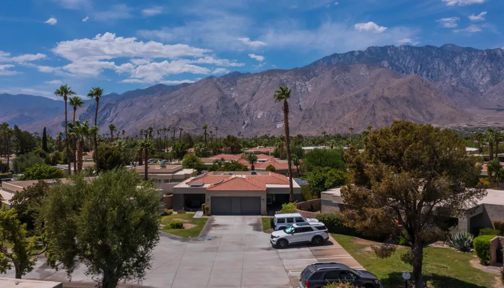 1221 Sunflower Lane Palm Springs, CA 92262