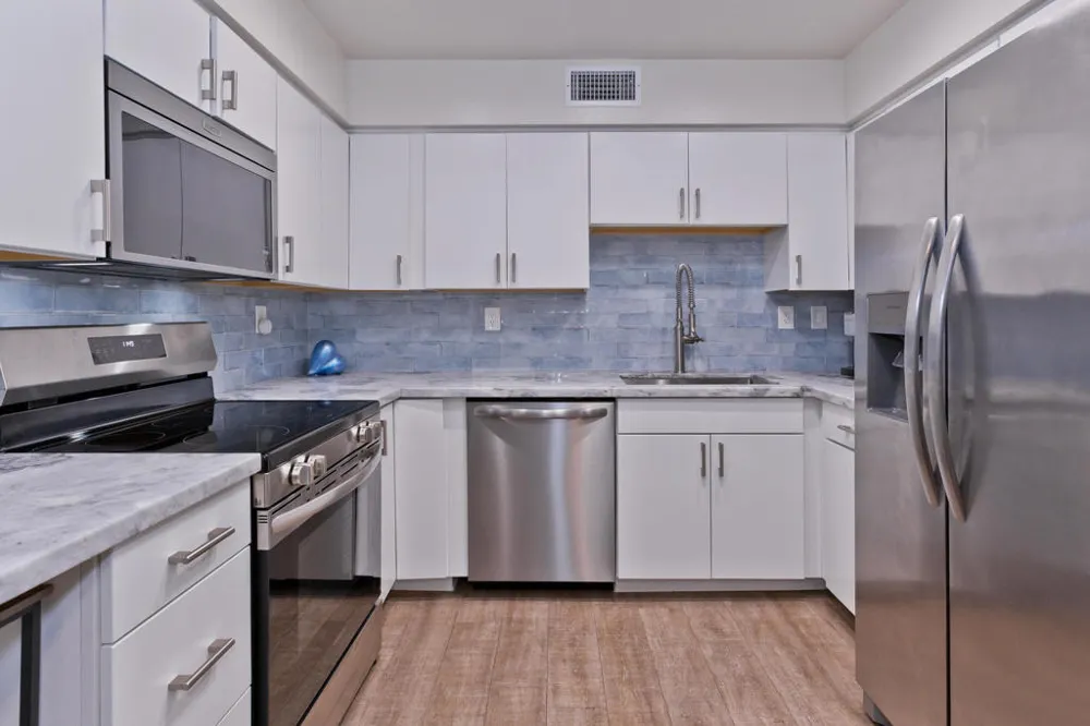 1221 Sunflower Lane Palm Springs, CA 92262