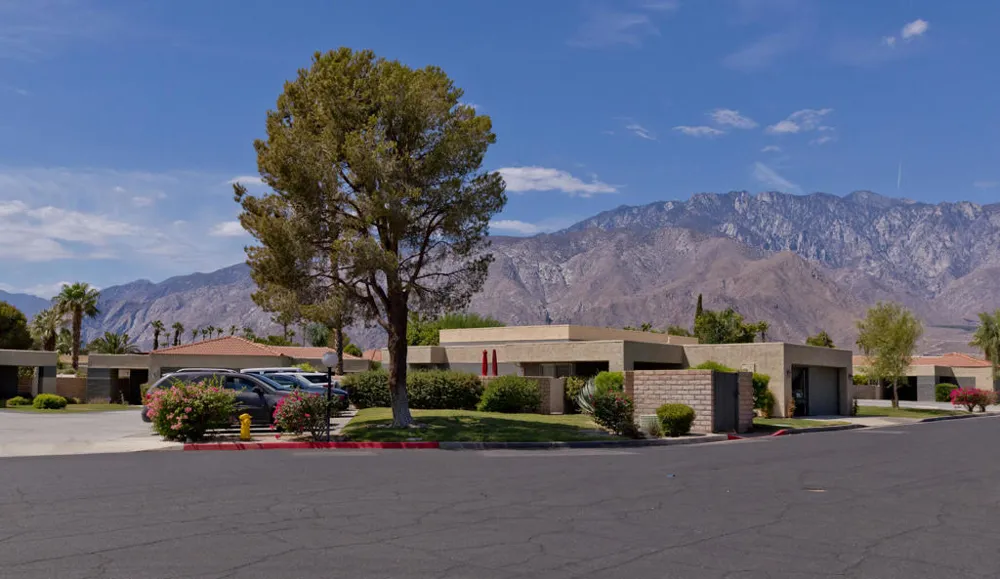 1221 Sunflower Lane Palm Springs, CA 92262