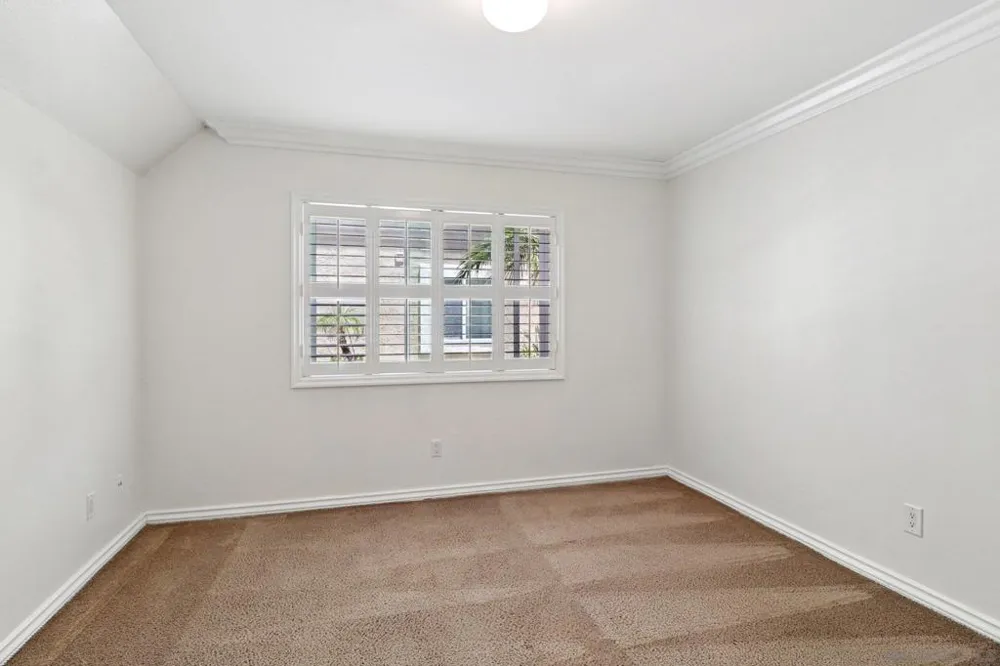 7565 Charmant Dr #309 San Diego, CA 92122