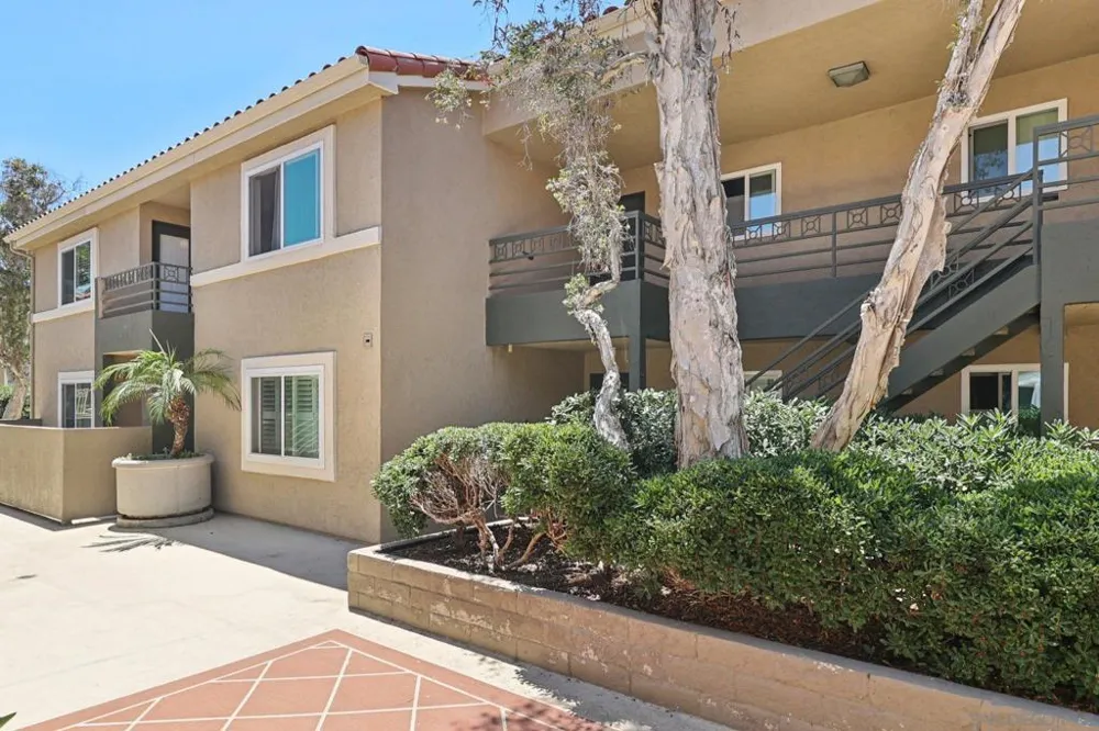 7565 Charmant Dr #309 San Diego, CA 92122