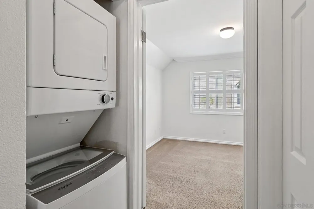 7565 Charmant Dr #309 San Diego, CA 92122