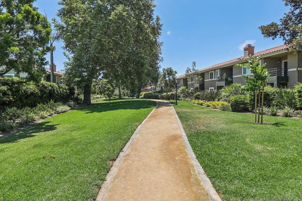 7565 Charmant Dr #309 San Diego, CA 92122
