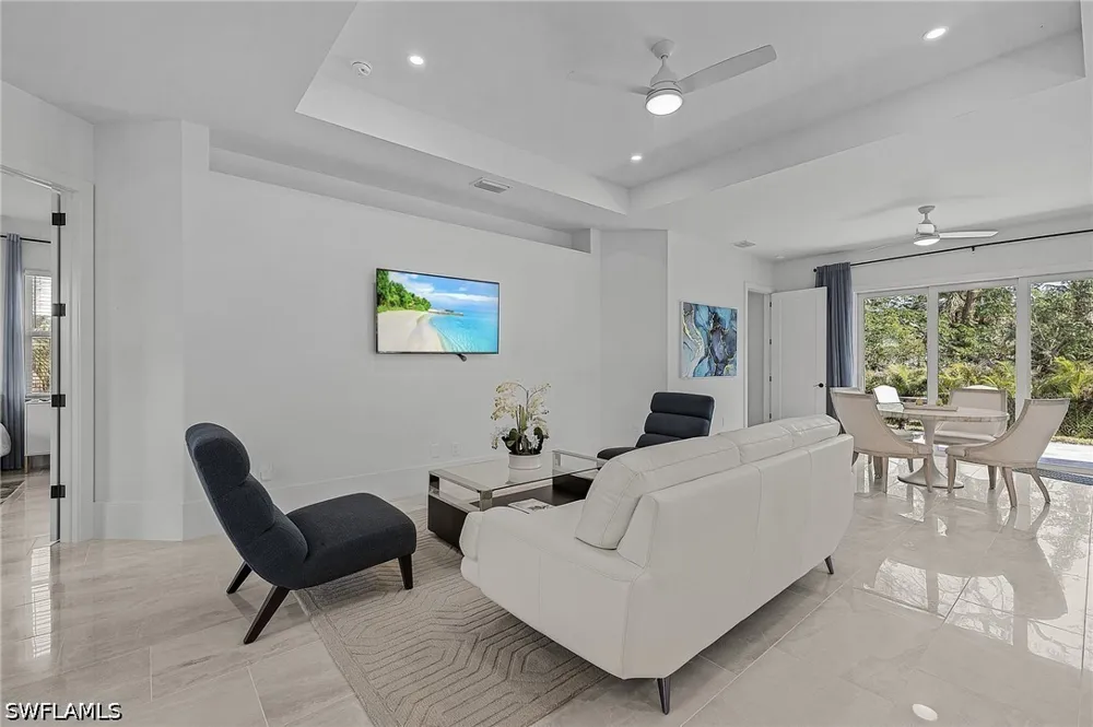 Pine Street Naples, FL 34112