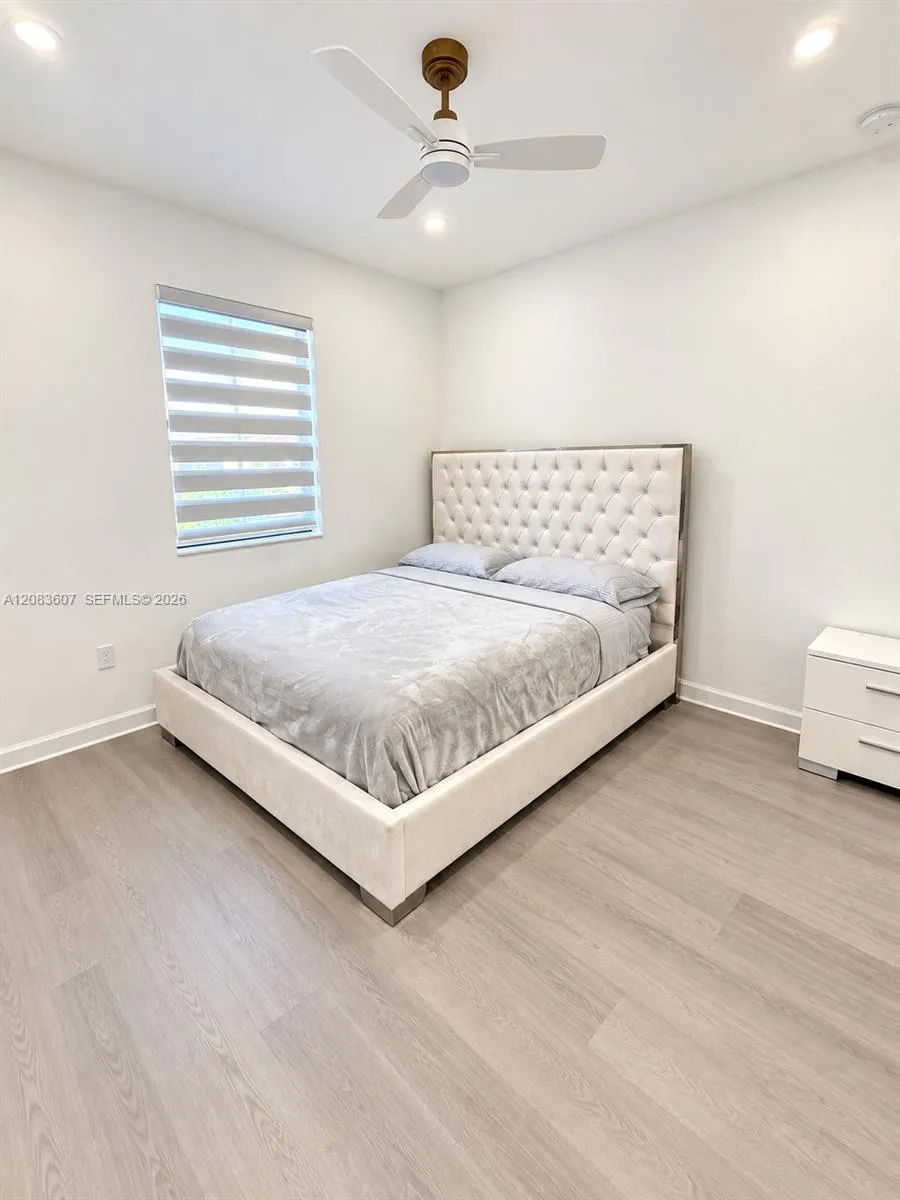 3393 W 105th Ter Hialeah, FL 33018