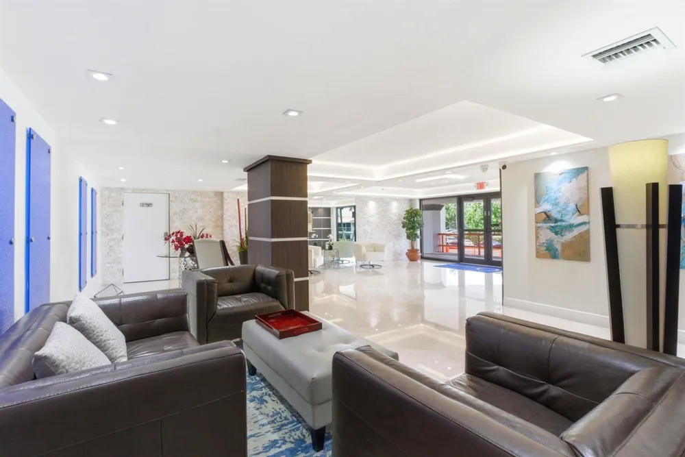 1167 Hillsboro Mile #206 Hillsboro Beach, FL 33062