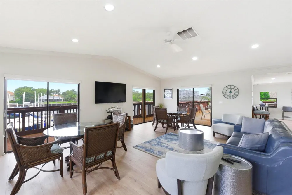 1167 Hillsboro Mile #206 Hillsboro Beach, FL 33062