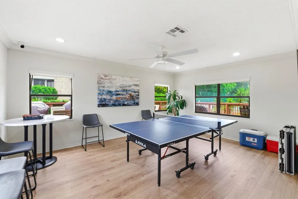 1167 Hillsboro Mile #206 Hillsboro Beach, FL 33062