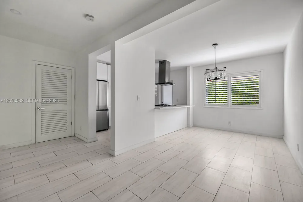 3909 Garden Ave #1 Miami Beach, FL 33140