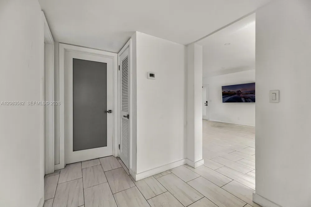 3909 Garden Ave #1 Miami Beach, FL 33140