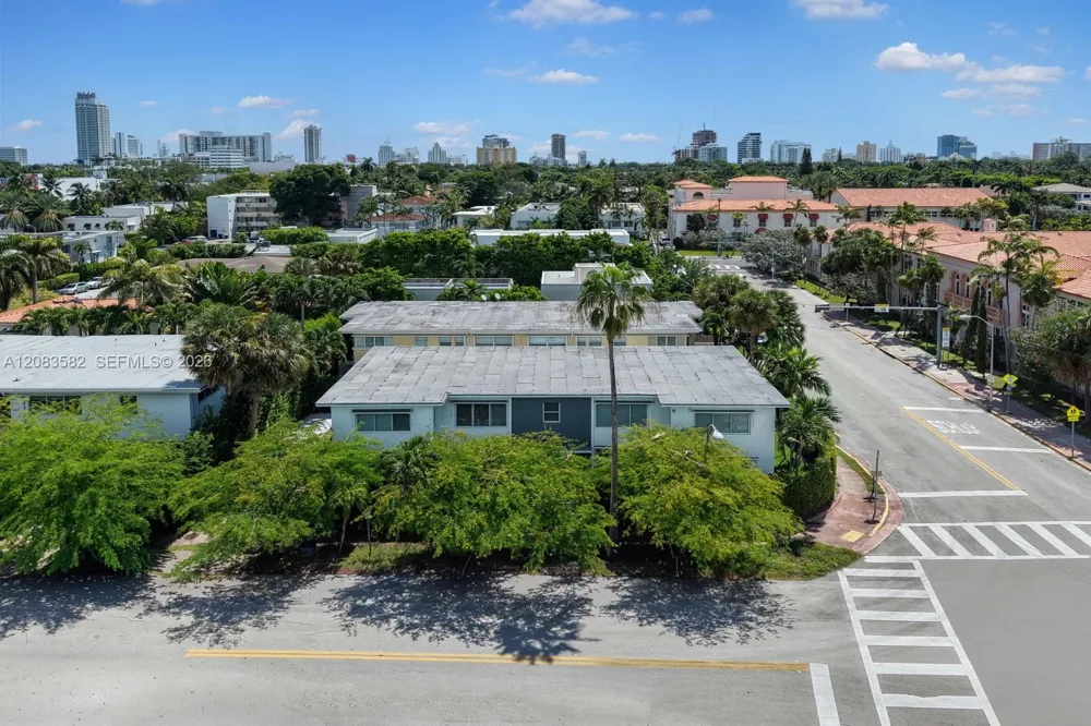 3909 Garden Ave #1 Miami Beach, FL 33140