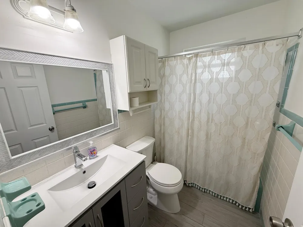 16 Ridgewood Circle Tequesta, FL 33469