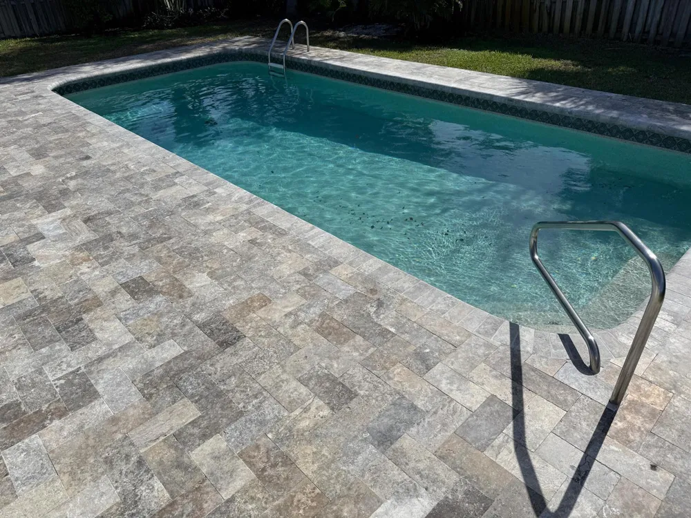 16 Ridgewood Circle Tequesta, FL 33469