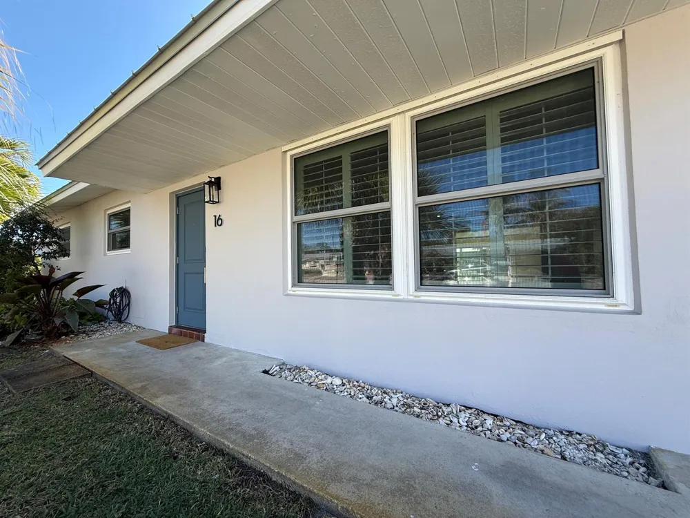 16 Ridgewood Circle Tequesta, FL 33469