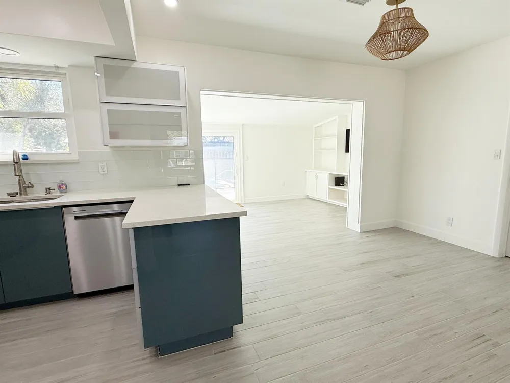 16 Ridgewood Circle Tequesta, FL 33469
