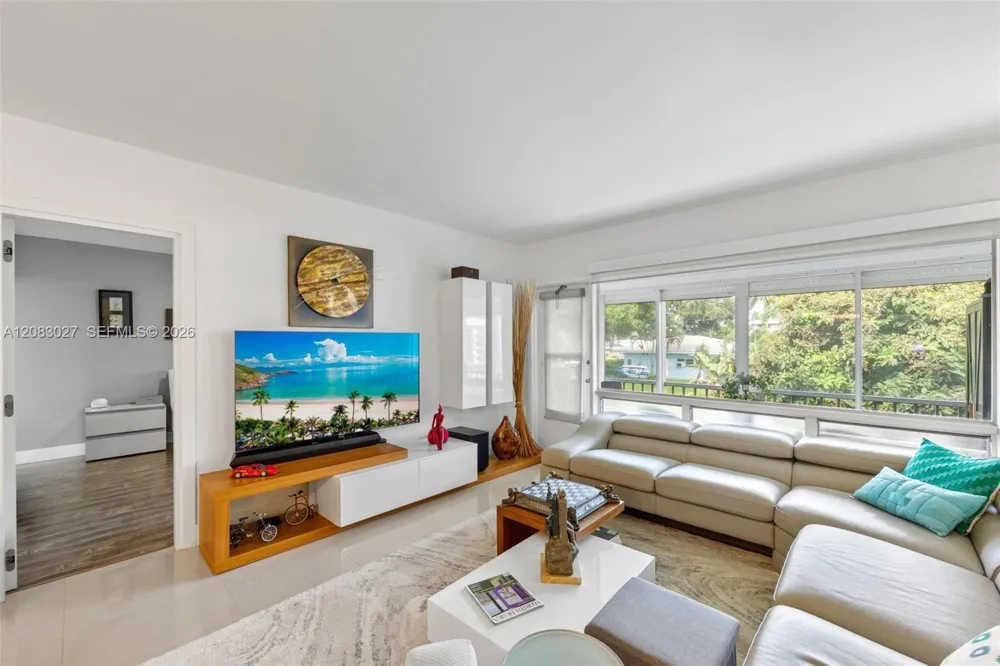 1000 SW 12th St #203 Fort Lauderdale, FL 33315