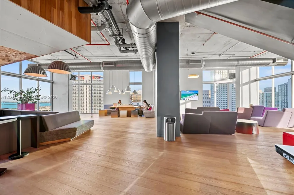 151 SE 1st St #1508 Miami, FL 33131