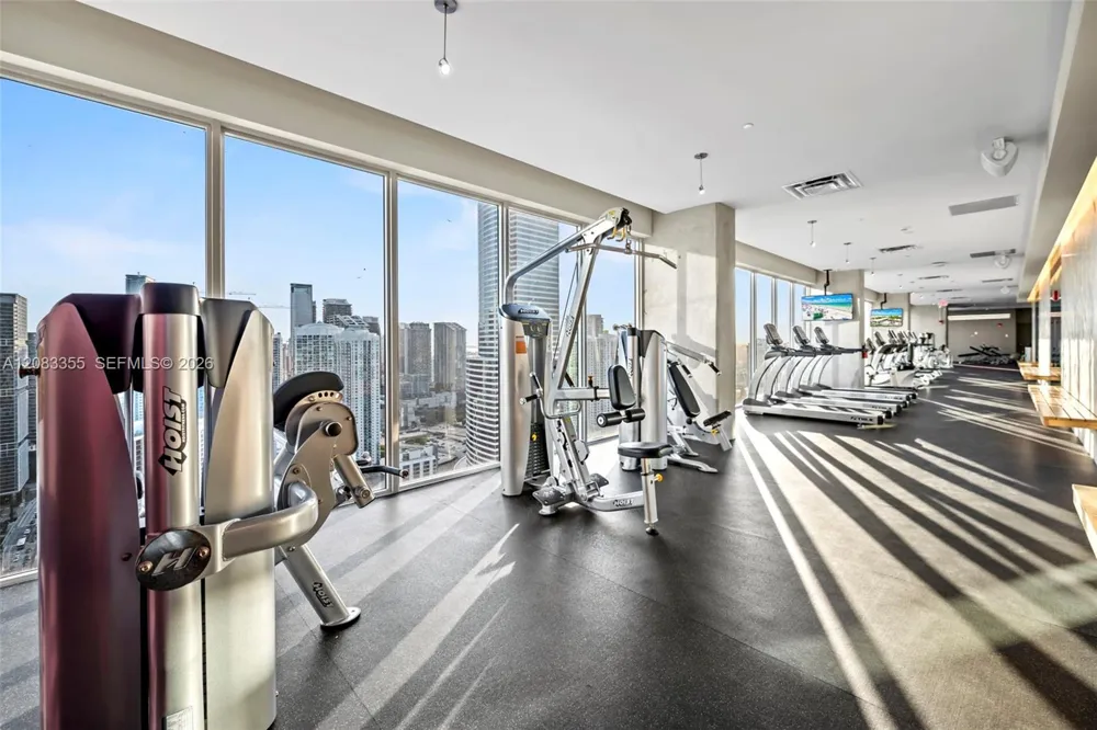 151 SE 1st St #1508 Miami, FL 33131