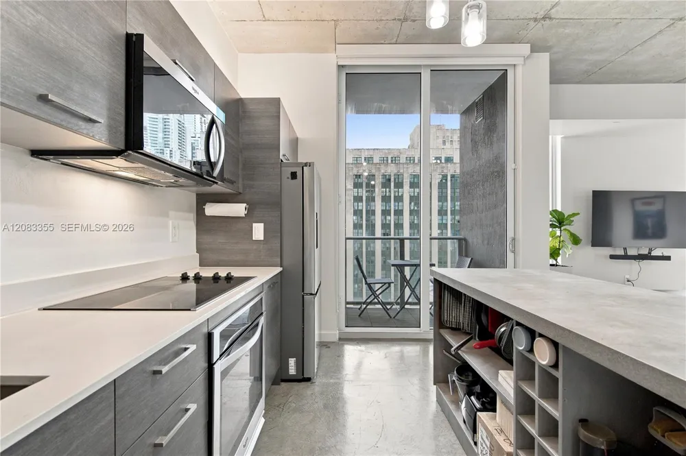 151 SE 1st St #1508 Miami, FL 33131
