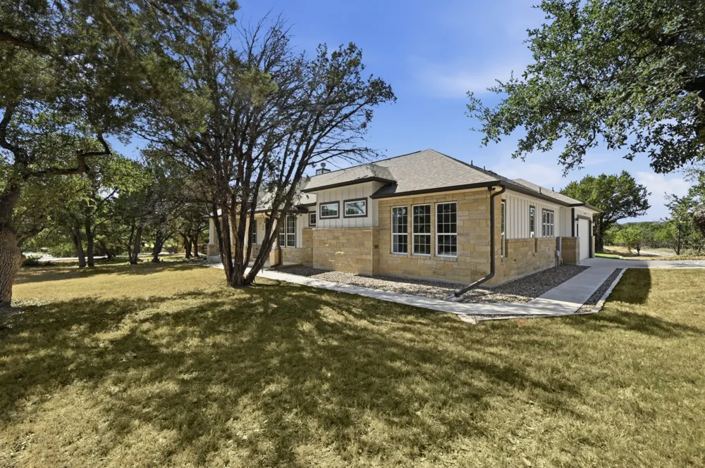 26 Persimmon Drive Drive Wimberley, TX 78676