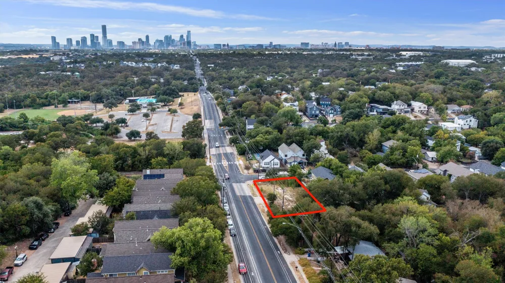 4104 E 12th Street Austin, TX 78721