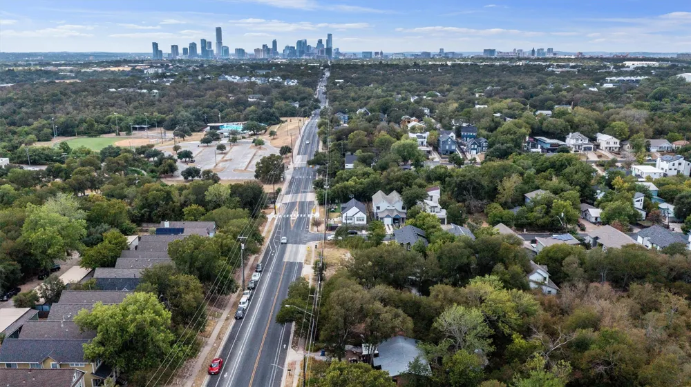 4104 E 12th Street Austin, TX 78721