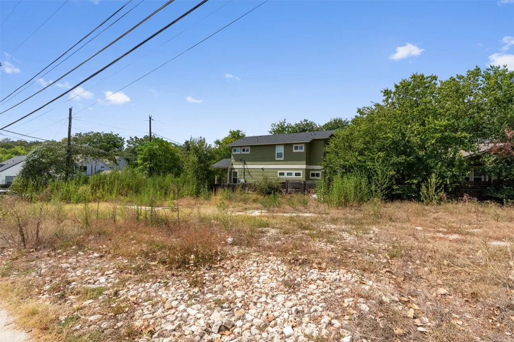 4104 E 12th Street Austin, TX 78721
