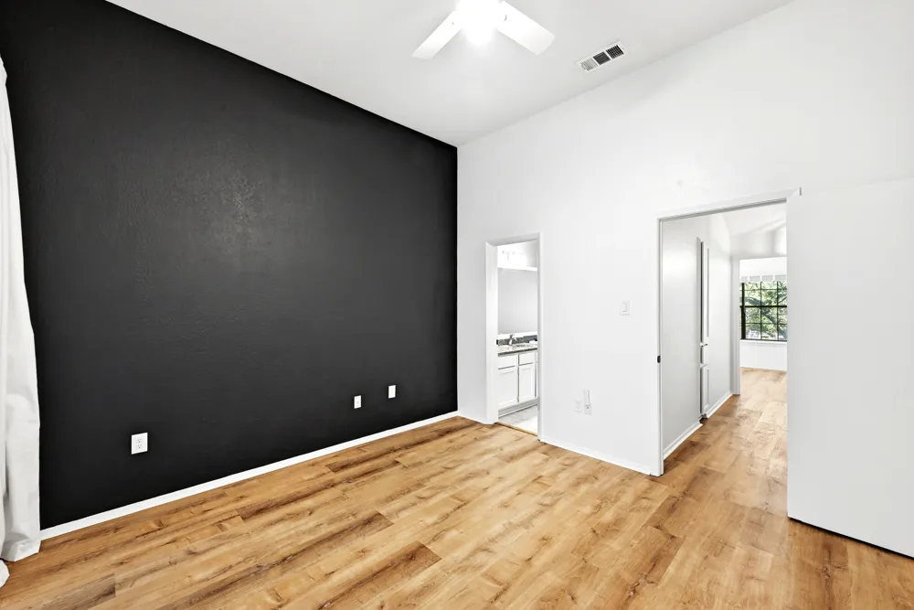 2215 Post Road #1039 Austin, TX 78704