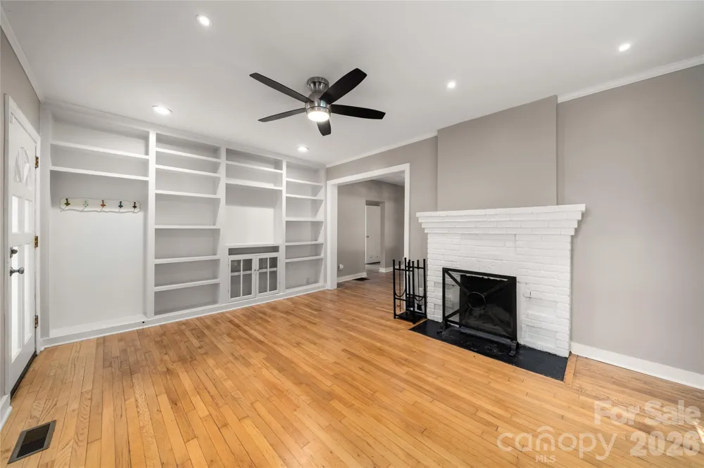 101 Olney Road Asheville, NC 28806