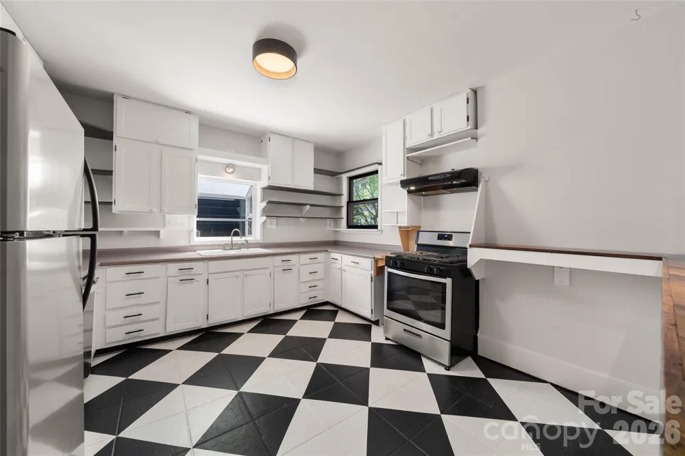 101 Olney Road Asheville, NC 28806