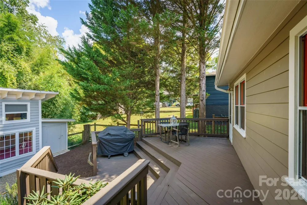 101 Olney Road Asheville, NC 28806