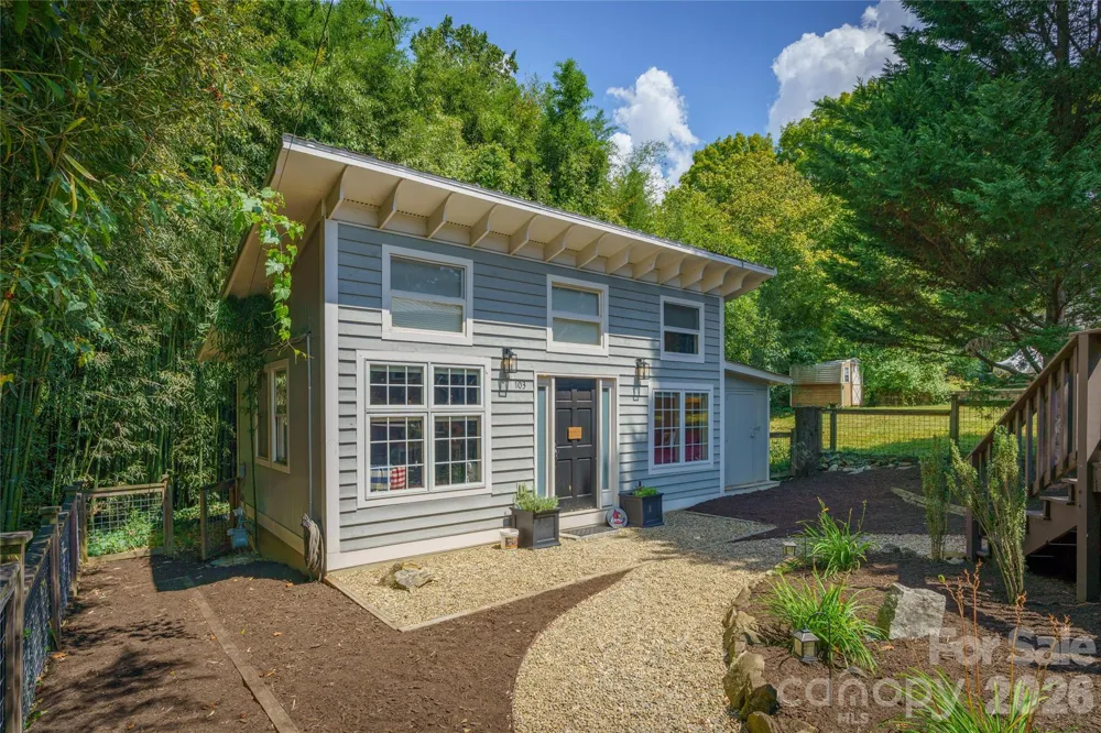 101 Olney Road Asheville, NC 28806