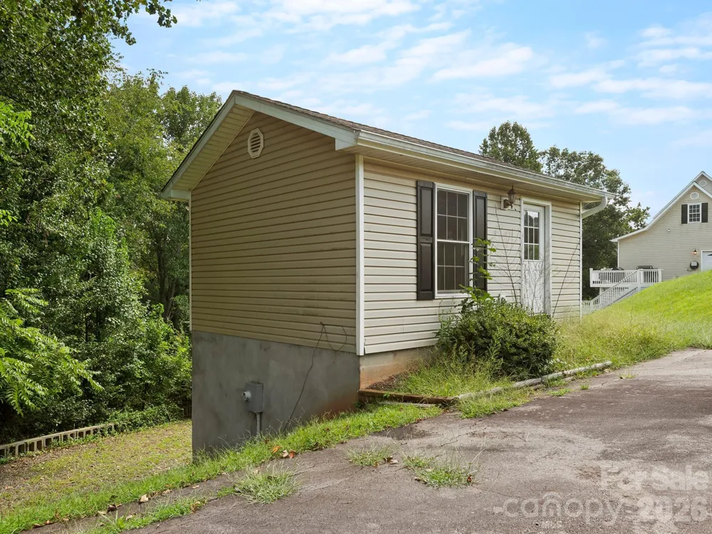 66 Azalea Drive Weaverville, NC 28787