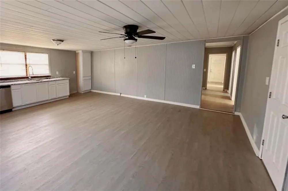 109 South Street Dallas, GA 30132