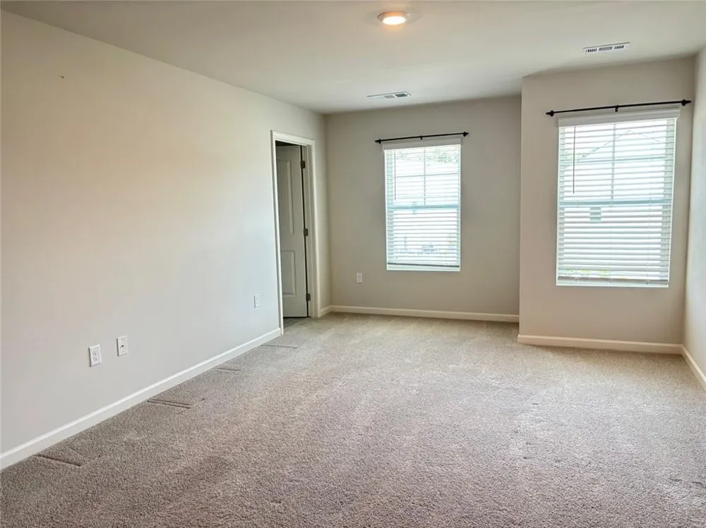 3240 Greyton Drive Buford, GA 30519