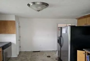 1504 Rockview Circle Weaver, AL 36277