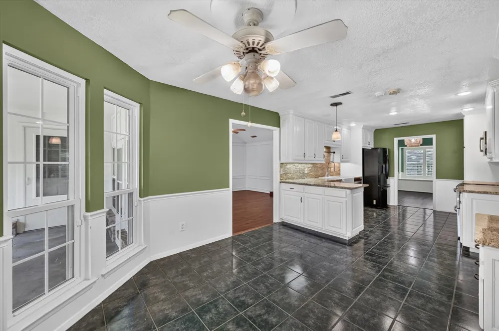 4208 Trowbridge Drive Arlington, TX 76013