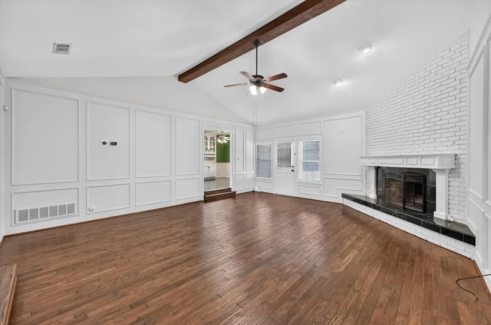 4208 Trowbridge Drive Arlington, TX 76013