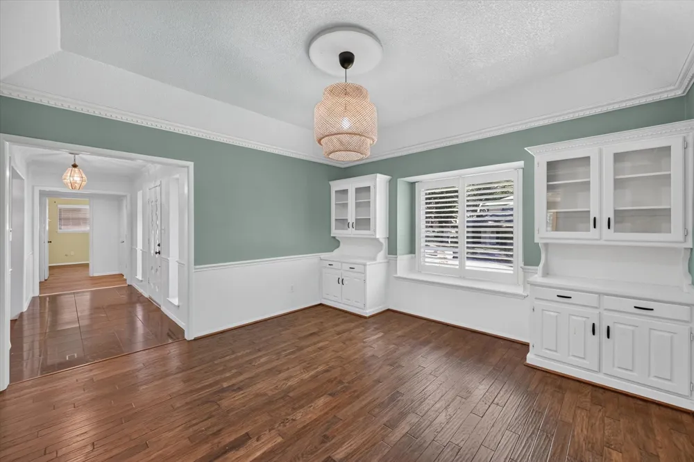 4208 Trowbridge Drive Arlington, TX 76013