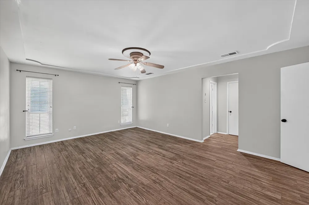 4208 Trowbridge Drive Arlington, TX 76013