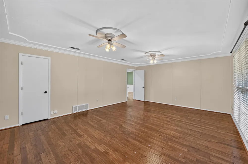4208 Trowbridge Drive Arlington, TX 76013