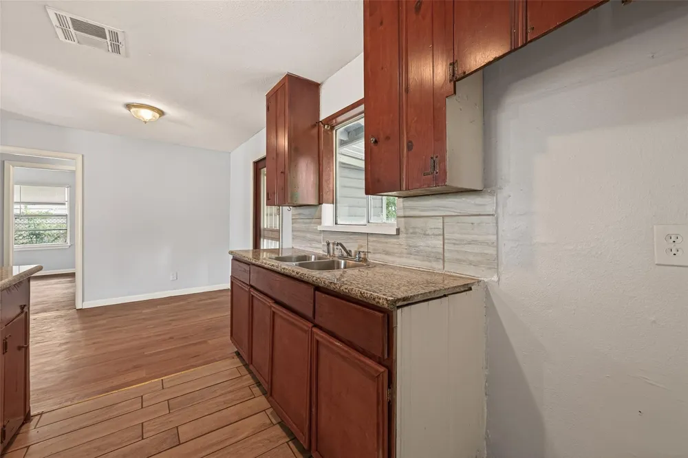 10506 Buffum Street Houston, TX 77051