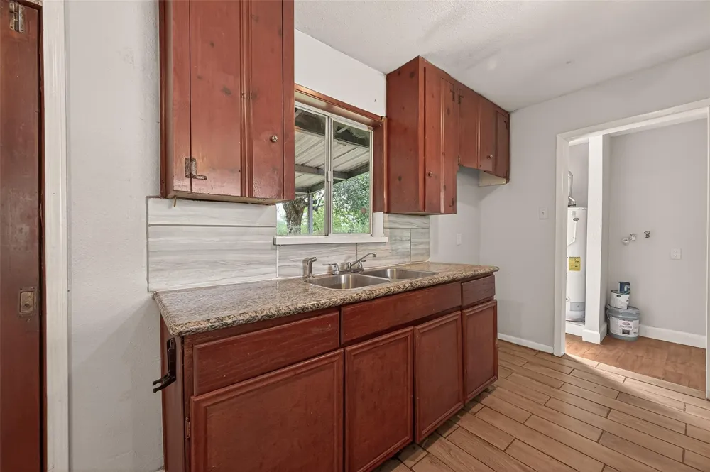 10506 Buffum Street Houston, TX 77051