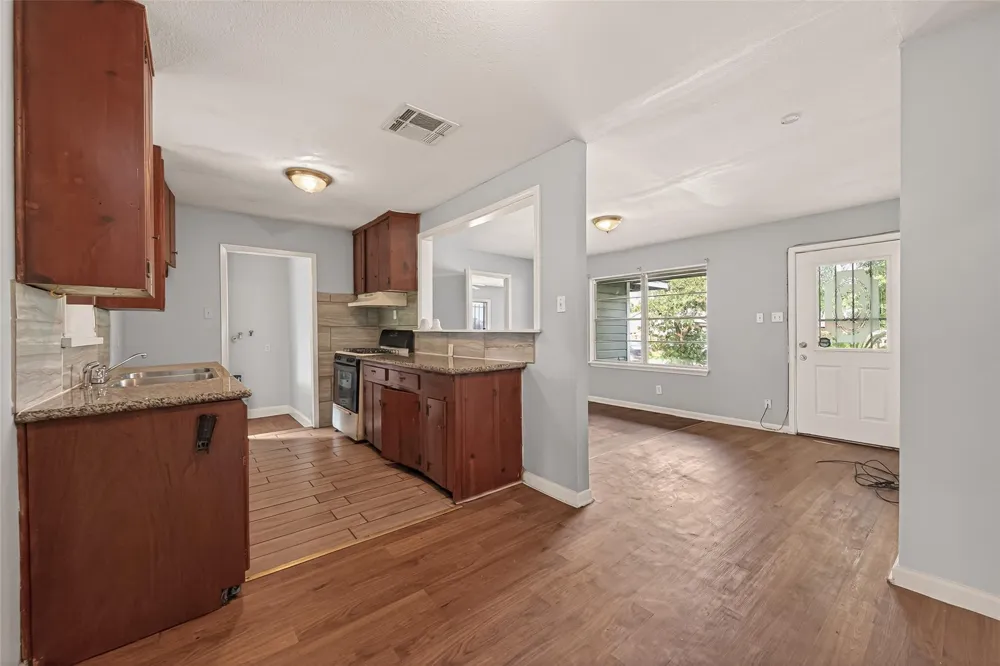 10506 Buffum Street Houston, TX 77051